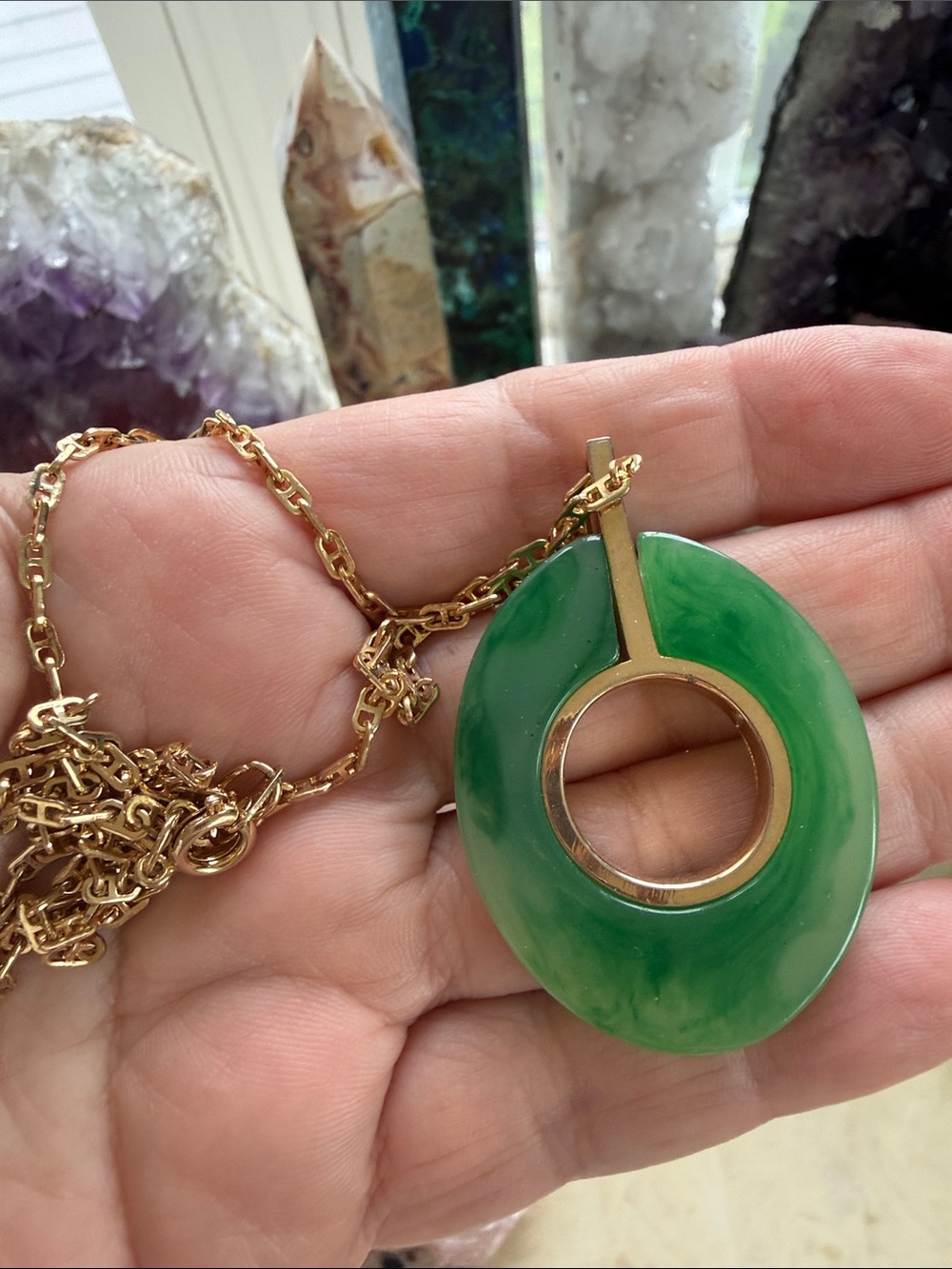 Gold Chain Green Jade-Look Oval Pendant Necklace